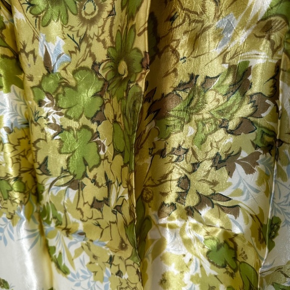Accessories - Vintage Floral Square Scarf 28” Olive Green Gold Cottagecore Retro